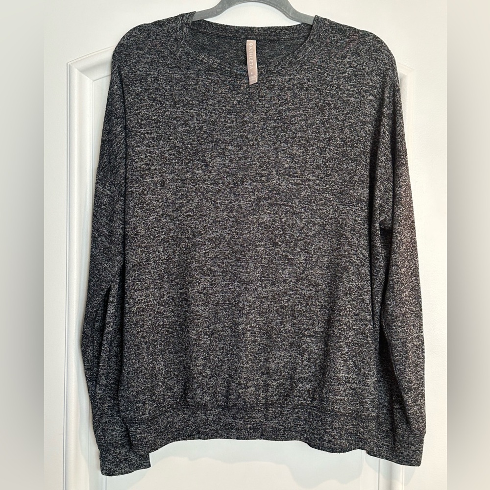 Athleta oversized crew neck pull over top in heathered gray size small